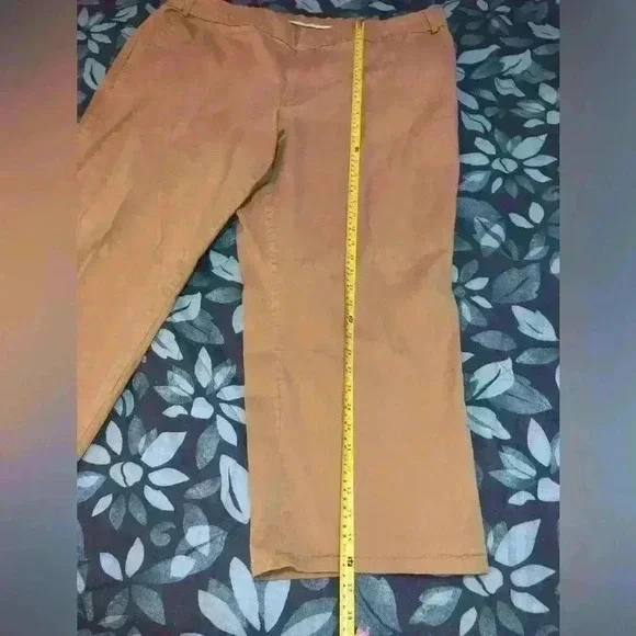 Avenue Stretch size 24 capri pants - Picture 2 of 9